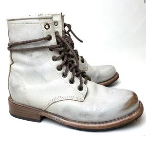 FREEBIRD BY STEVEN Signature Manchester White Taupe Laced Boots